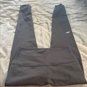 ALO Yoga Charcoal Leggings